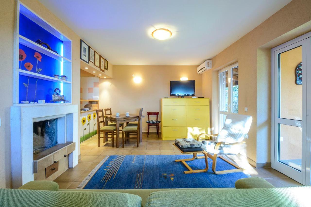 Celtis Apartment Mlini Buitenkant foto